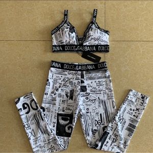 Womens active activewear bra and leggings set